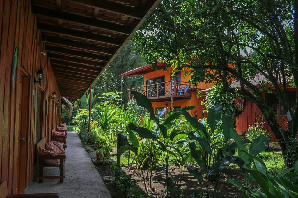 Guava Lodge Playa Matapalo Exteriör bild